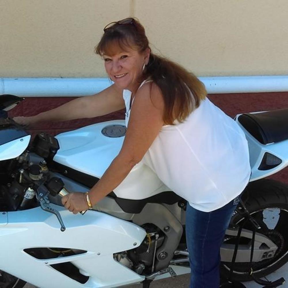 Meet your Posher, Alicia